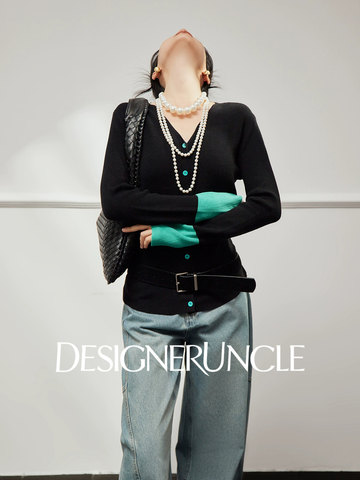 DGU×LAB|Black flared sleeve knitted color-blocked V-neck slim inner sweater - SAVD