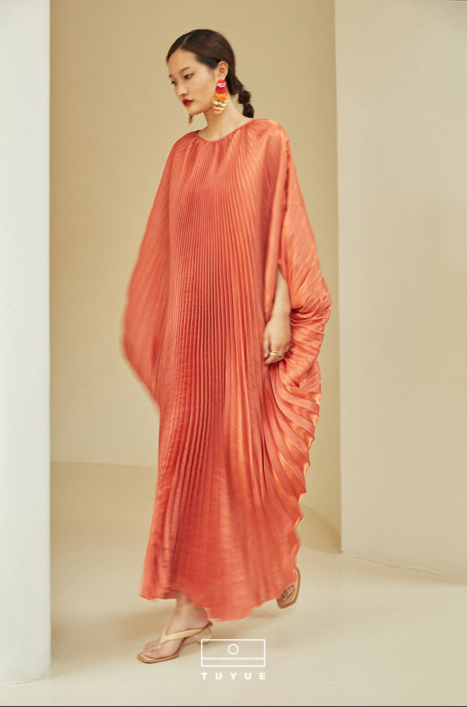 TUYUE one-piece architectural pleated silhouette dress- LOGAN.