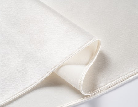 COMME MOI Lu Yan designer's new women's V-neck acetate satin camisole - MARTINS .