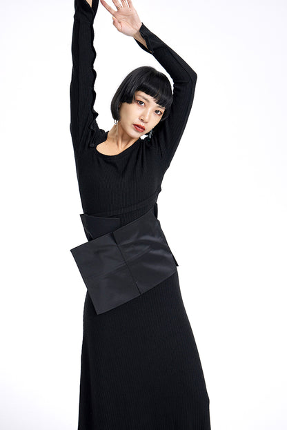 TINY IN knitted black slanted shoulder buttoned sleeves maxi dress-KURO