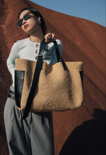 IUBALLET Woven Leather Tote Bag - CHARGE.