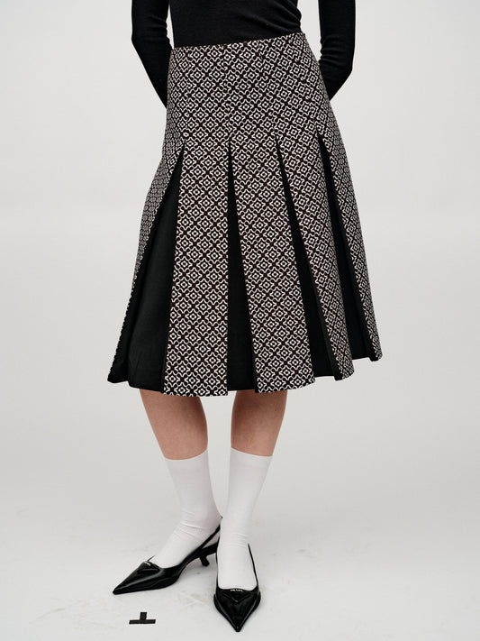 SERRER Black and white jacquard patchwork design pleated skirt - OLIVIA.