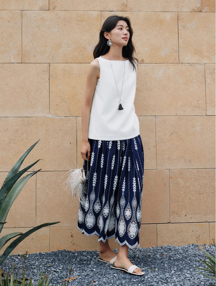 SuShe Luxury Style Texture Boat Collar Loose Silhouette Simple Sleeveless Top -LUCY