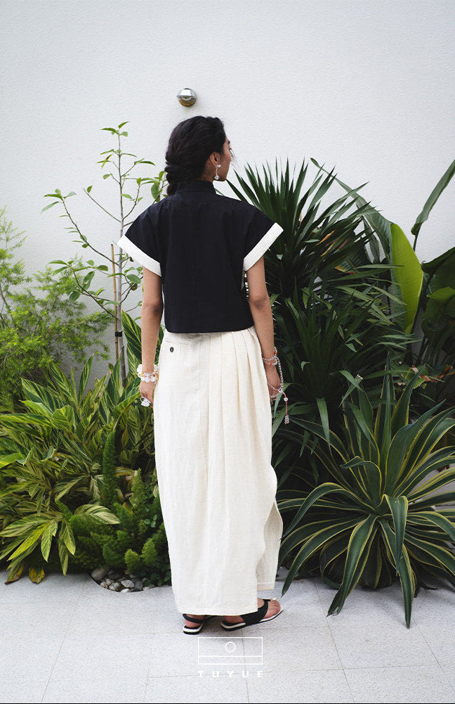 TUYUE Black Asymmetrical Placket Crisp Short Sleeve Top- MERLIN.
