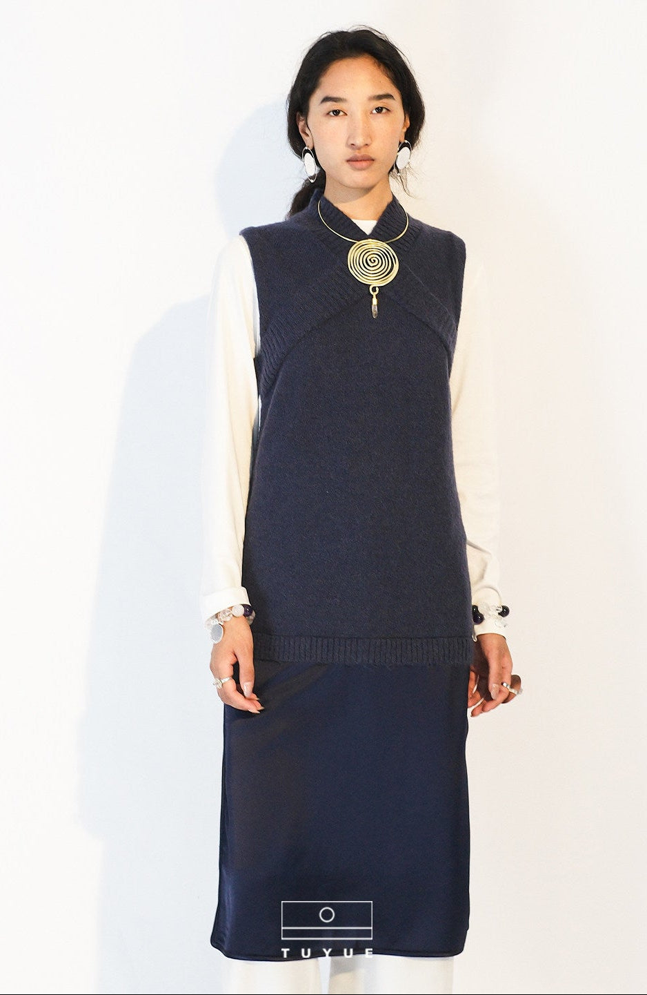 TUYUE Merino Wool Knitted Sleeveless V-Neck Dress - MICHEAL.