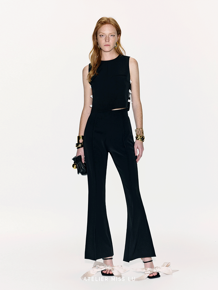 ATELIER MISS LU contrasting rabbit ears ribbon side cut-out sleeveless top - BANT.