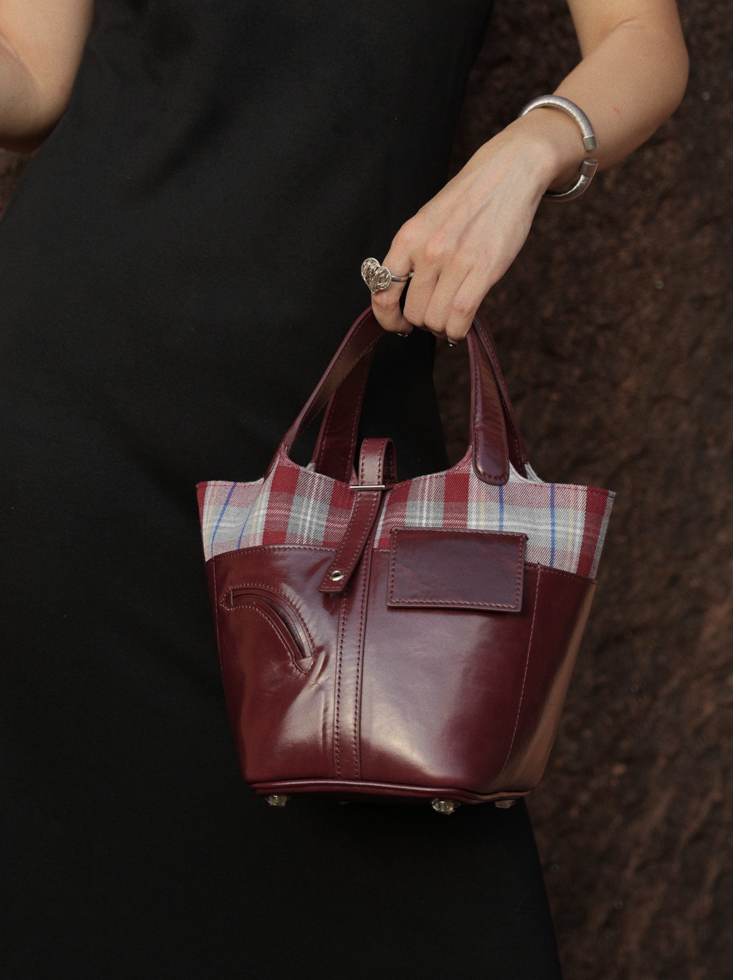 IUBALLET New Product Retro Bucket Wrap Top Layer Cowhide Bag - TEST.