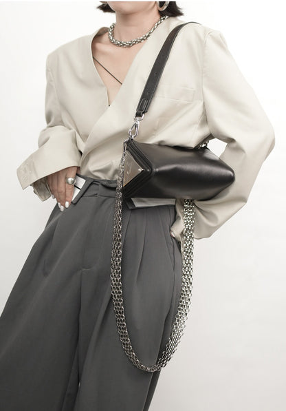 IUBALLET Stylish Leather Triangle Bag - CLOSED.