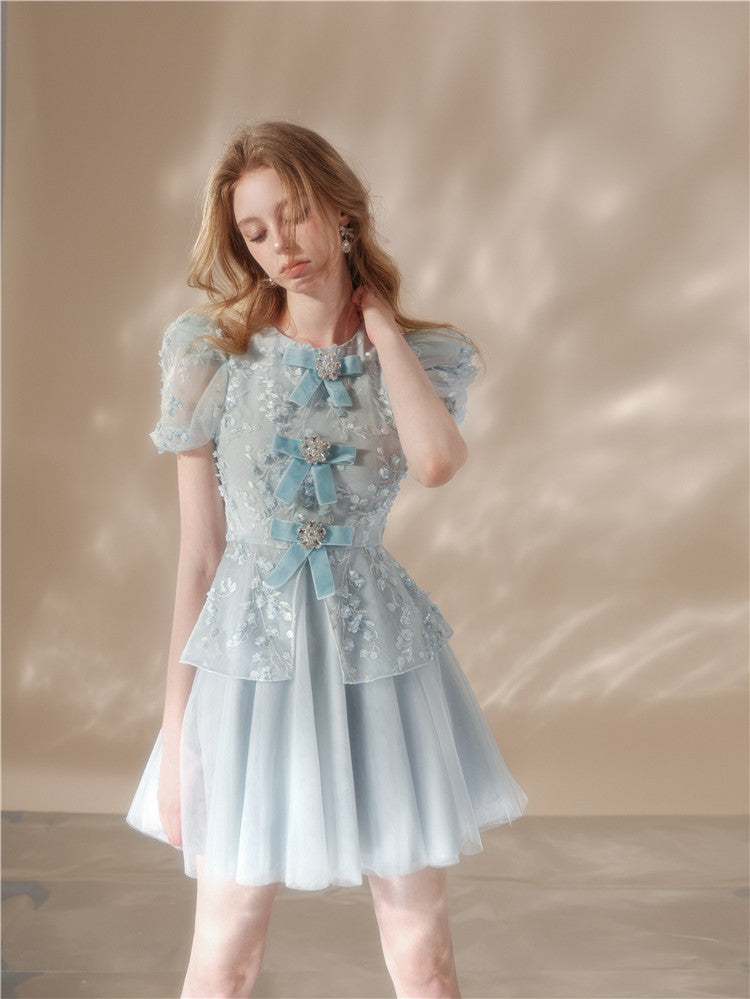 Wardrobes by Chen Classic Gold Water Drop Diamond Bow Stud Earrings-Phoebe