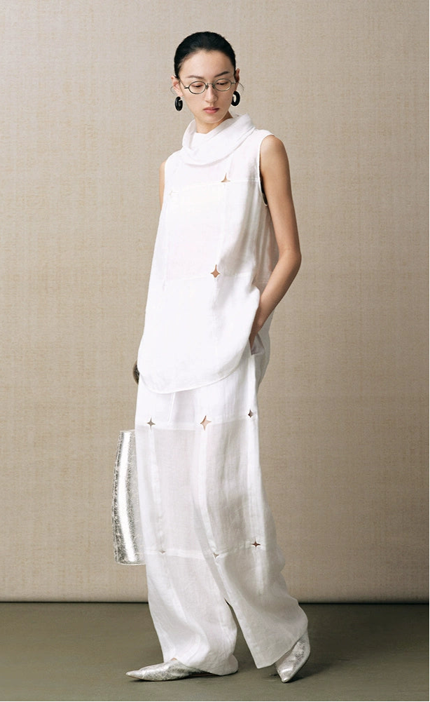 ZHUCHONGYUN new loose turtleneck paneled cut-out sleeveless top--RAMIE.