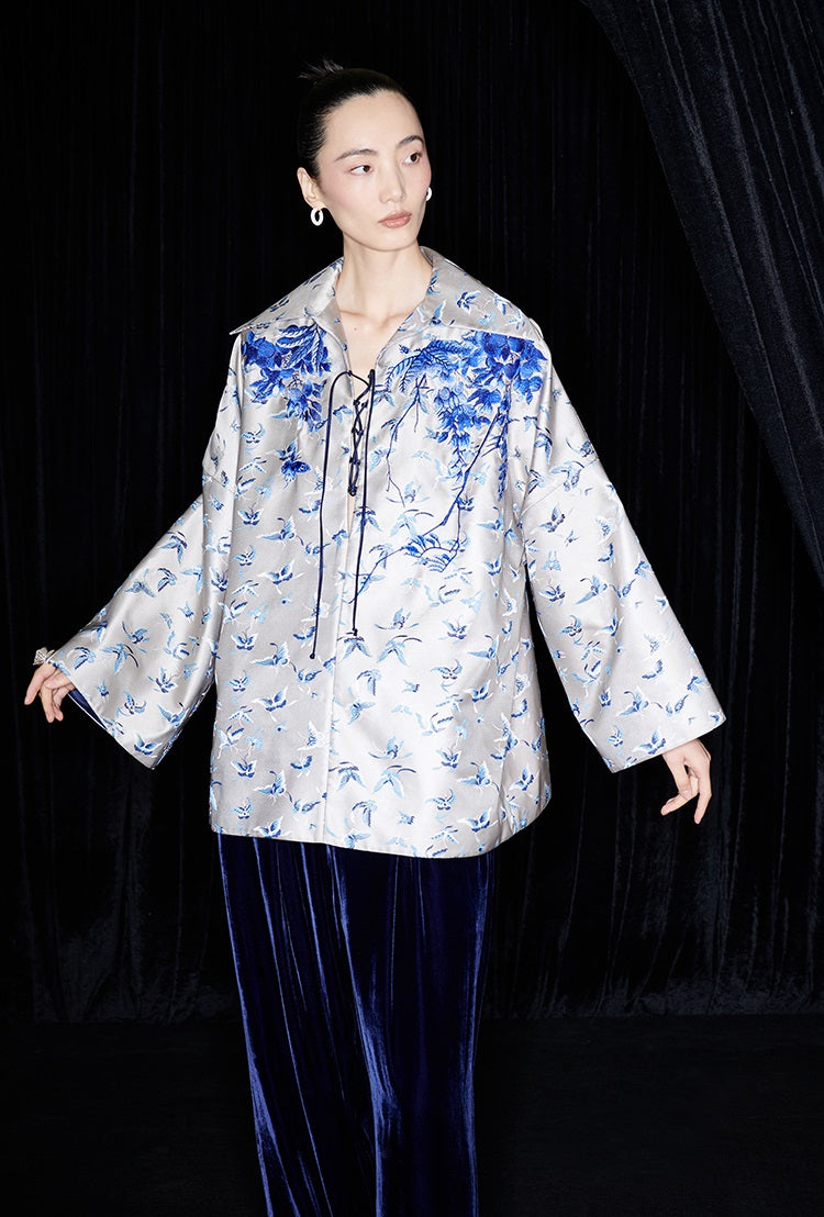 M essential Mackay designer butterfly jacquard blue vine butterfly embroidered top - WIND.