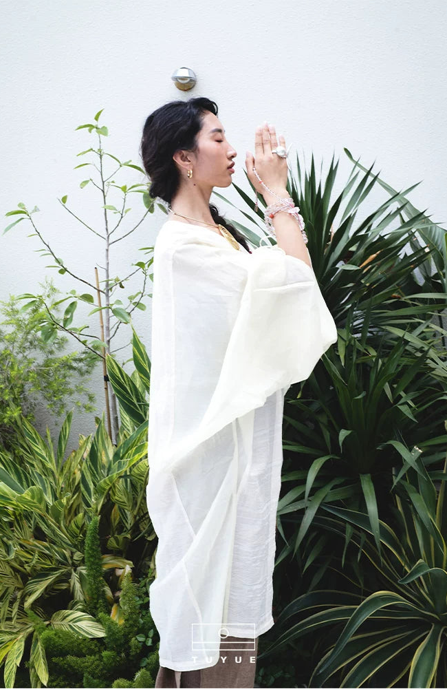 TUYUE off-white round neck pipa sleeves Tencel thin silk spliced robe jacket- RAY