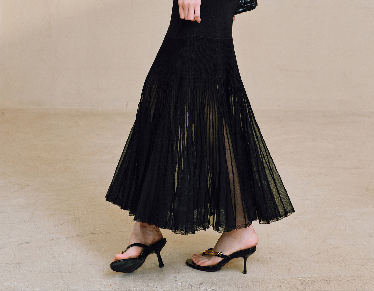 WANGXO | High-Quality Linen Tulle Temperament Suspender Fishtail Dress-LÉYA.