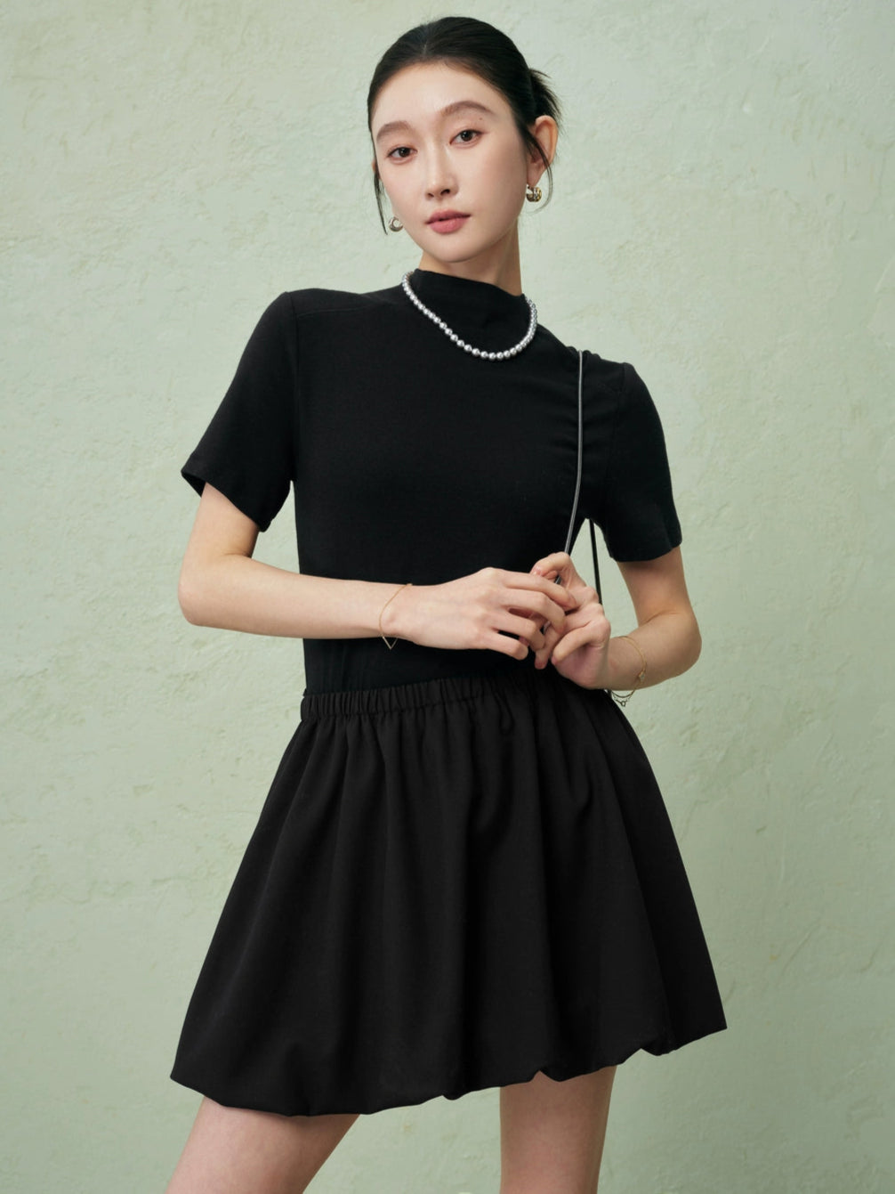 SUSHE three-dimensional flower bud elastic waist short skirt -PEARL