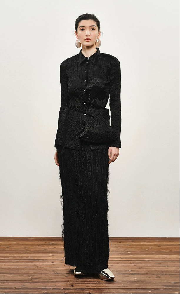 ZHUCHONGYUN Black Pleated Long-Sleeve Satin Lapel Slim Shirt-MONTY.