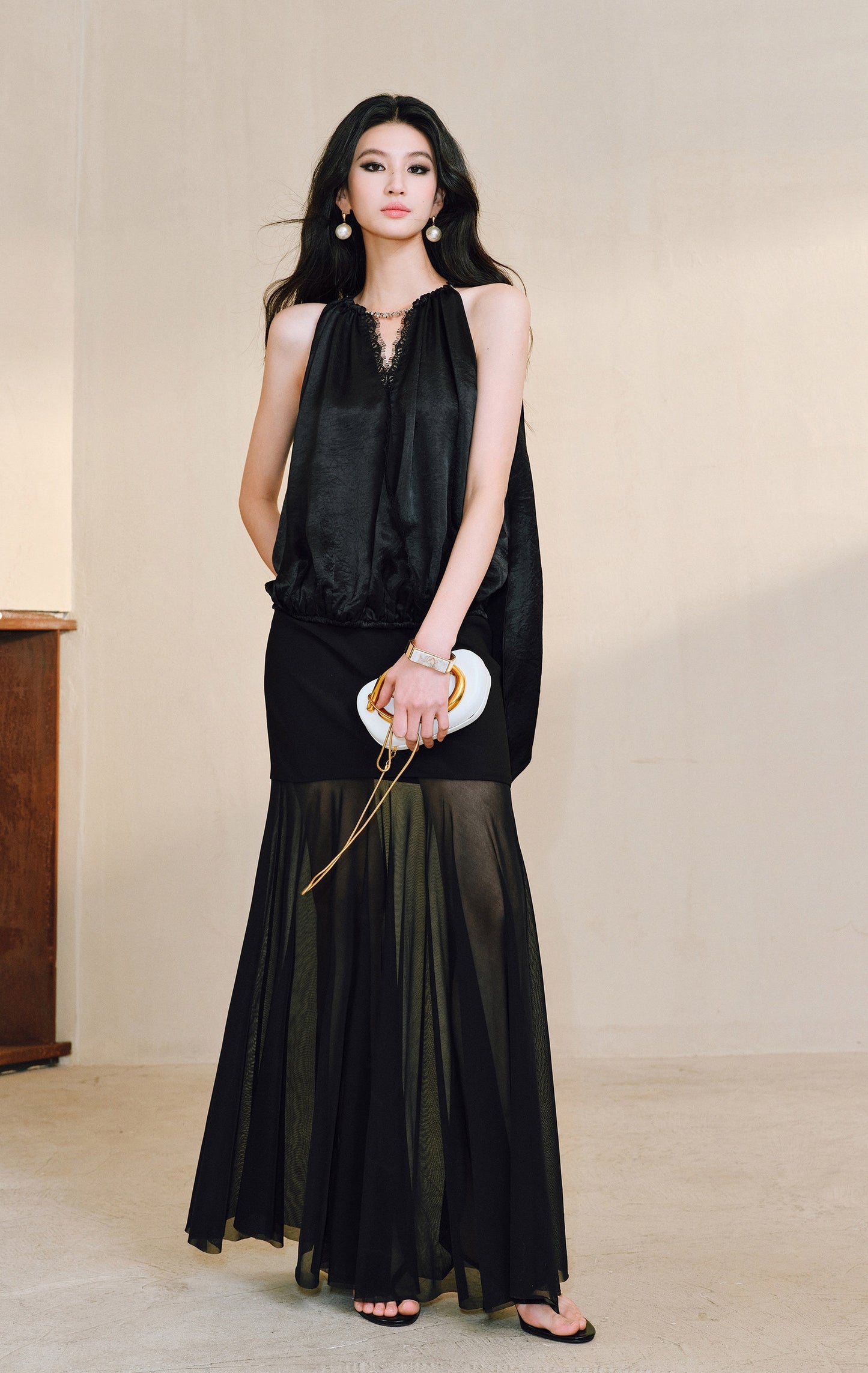 WANGXO| Acetate  Lace-Trimmed Metal Chain Halterneck V-Neck Pleated Top -AYRA.