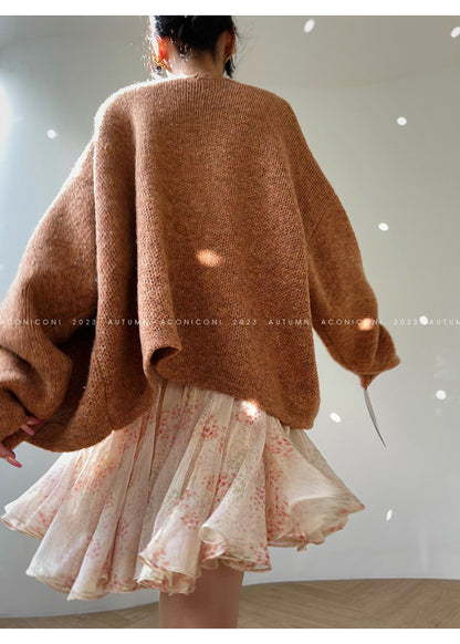 Aconiconi Luxury Loose V-Neck Long Sleeve Crochet Sweater - Camellia in the Fields