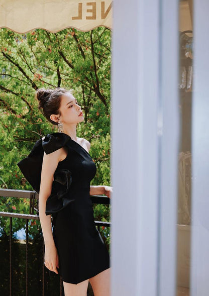 DOLLY High End Black Sleeveless Bow Off Shoulder Slim Fit Short Chic Date Dress-JUNEY