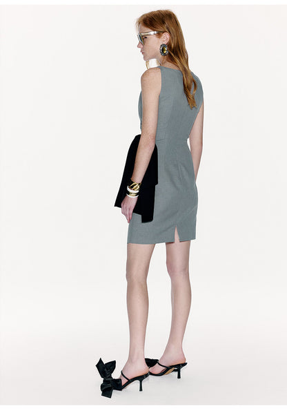 ATELIER MISS LU Pleated Sculptural Shape Floater Sleeveless Dress - STANLEY.
