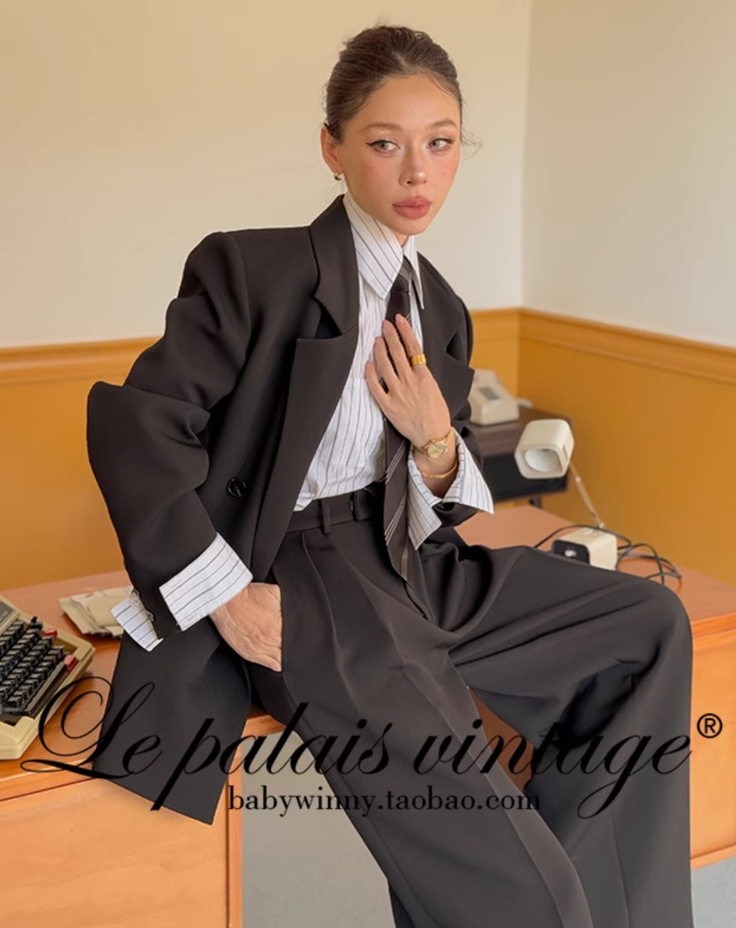 Le Palais Vintage  slim wide-leg high-waisted trousers-EMA