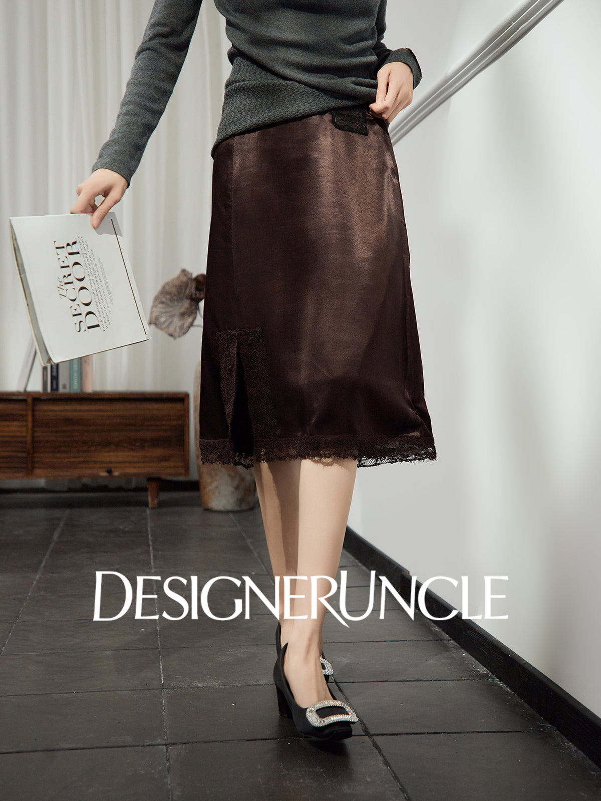 DGU "Yaxu" acetate satin autumn high-end commuting versatile slimming skirt - George.