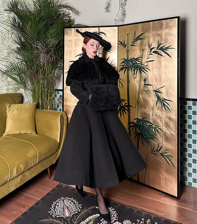 Le Palais Vintage Black Winter Lamb Wool Plus Cotton Hand Muff -Kiara.