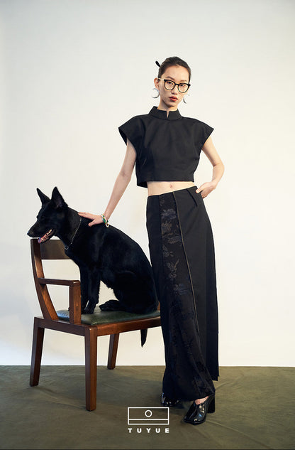 TUYUE Black Improved Horse Face Satin Woven Raw Edge Skirt- ASHLEY.
