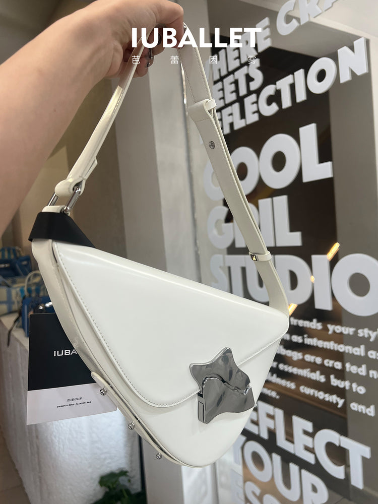 IUBALLET Fog Gunner niche design saddle leather triangle bag - GUYS.