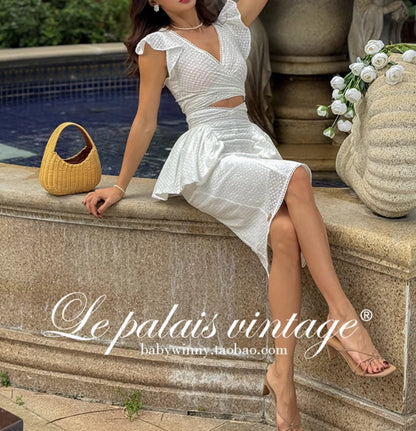 Le Palais Vintage  embroidery cotton wrap short top + high-waisted bud skirt-TEE.