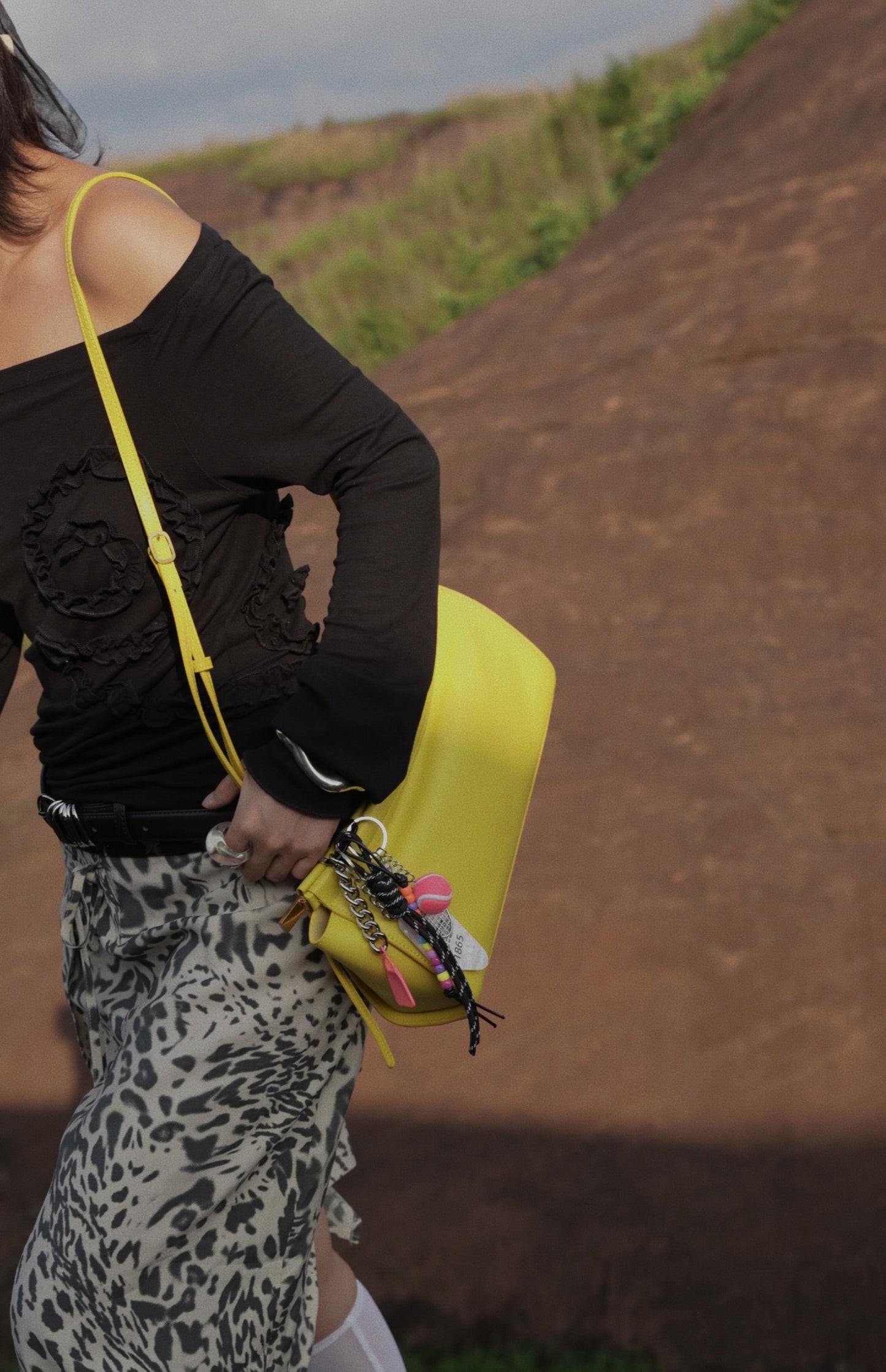 IUBALLET Commuter Wrap Top Layer Cowhide One-Shoulder Crossbody Bag - SOILDERS.