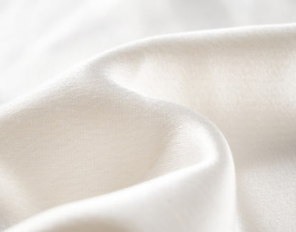 COMME MOI Lu Yan designer's new women's V-neck acetate satin camisole - MARTINS .