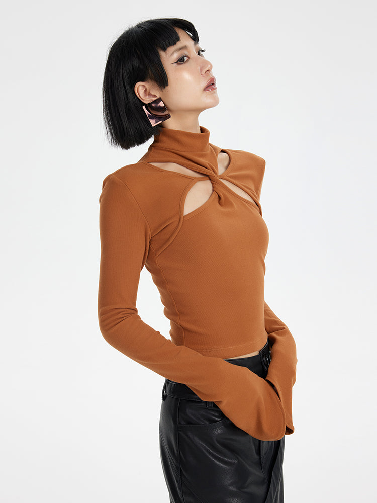 TINY IN cut-out brushed knit long sleeve sweater -WAKA