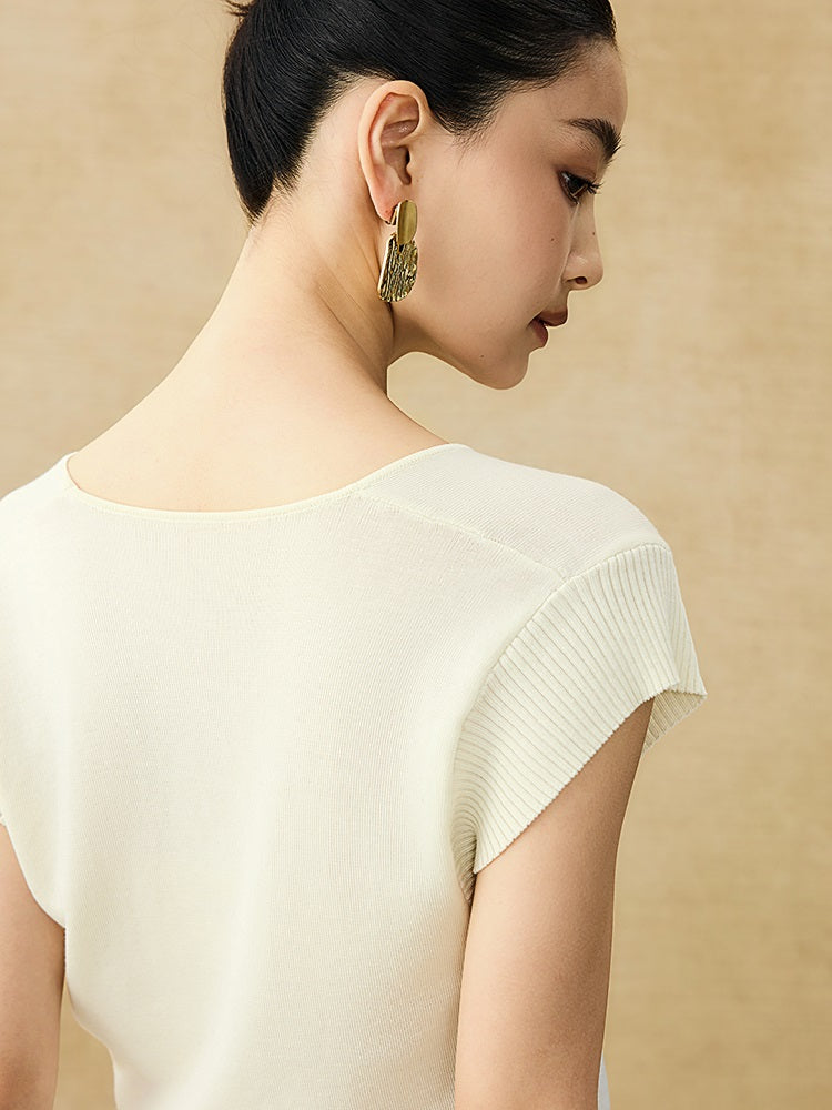 HECO Chinese Versatile Beveled Side Buckle V-Neck Knit Top - BREA.