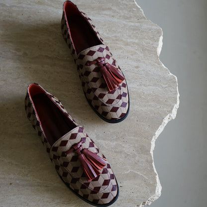 B-FEI British-style round toe loafers.