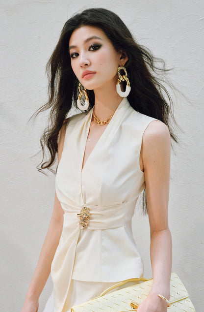 WANGXO | Innovative Weaving Texture Overlapping V-Neck Sleeveless Top -KEIA