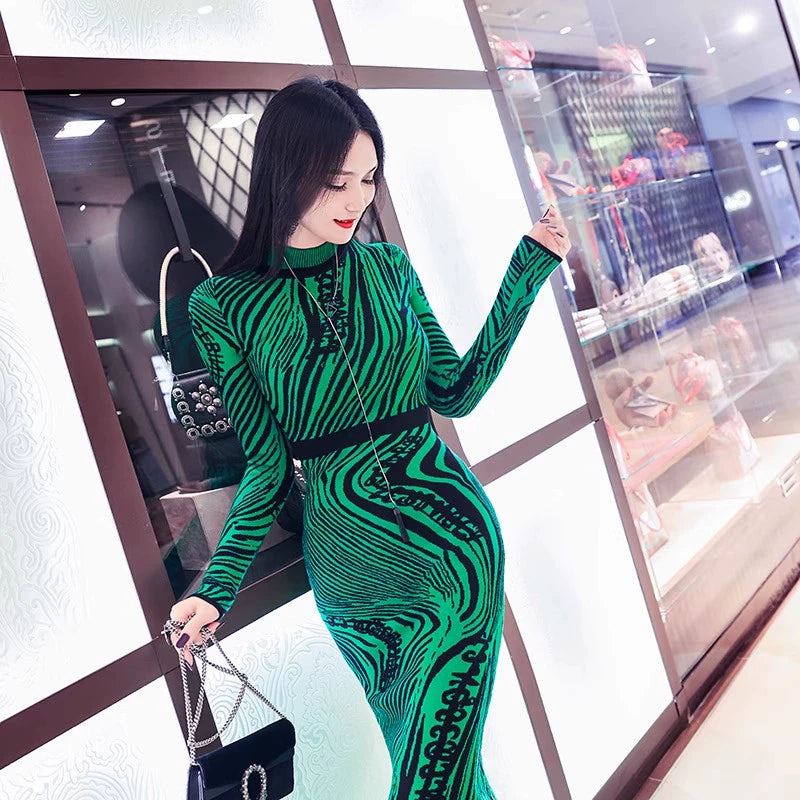 VJE waist knitted skirt with coat and coat with skirt - COMMS.