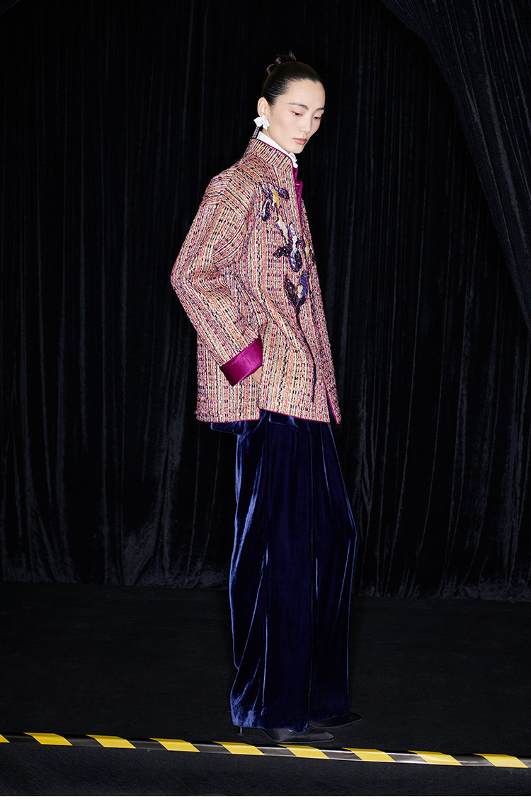 M essential Mackay designer Kneaded Gold Iris Layered Embroidery Loose Jacket - IDEM.