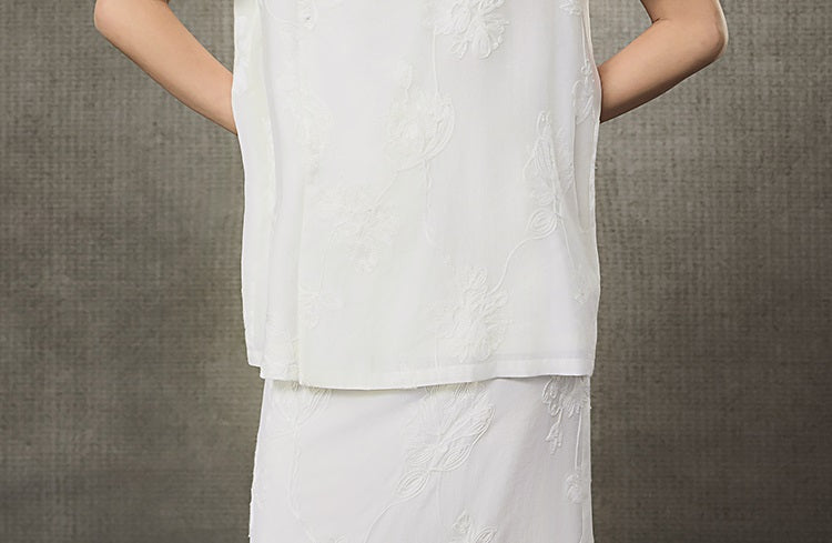 HECO Short Sleeve Mandarin Neckline Loose Summer Top - CENTER.