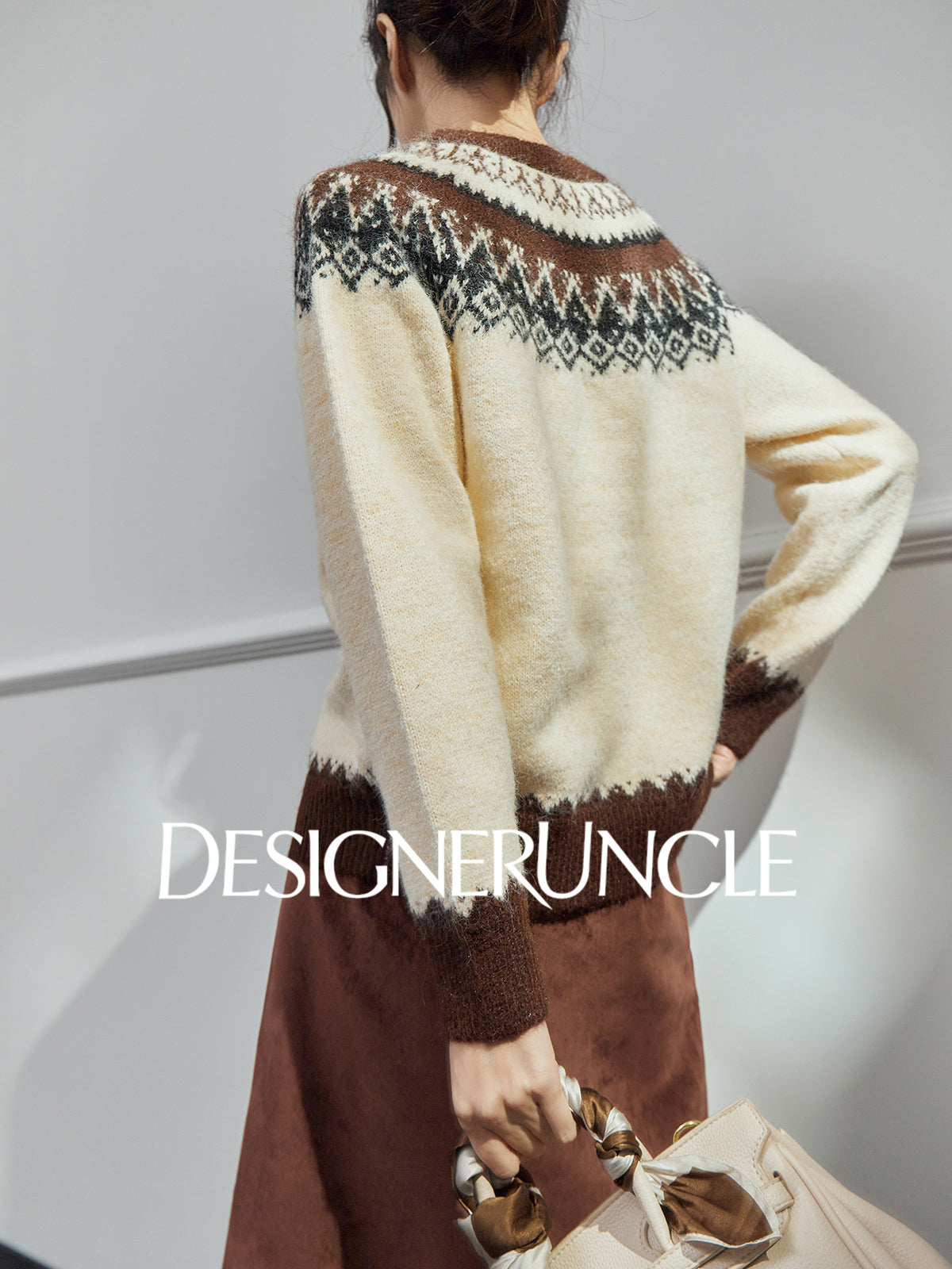 DGU| Off-white sweater fashion design soft and comfortable top - Georgia.