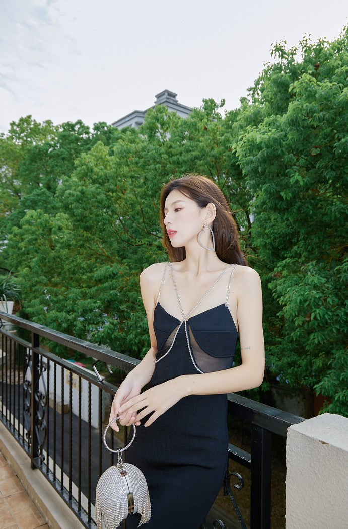 DOLLY High End Black Retro Style V-Neck Sleeveless Diamond Chain Long Dress-GENEVIEVE