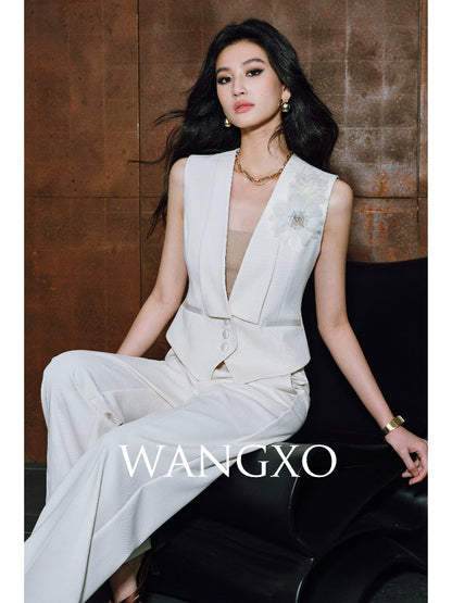 WANGXO|Wide Suit Material Spell Real Acetate Detachable Handmade Flowers V-Neck Vest Trousers - MAVIS