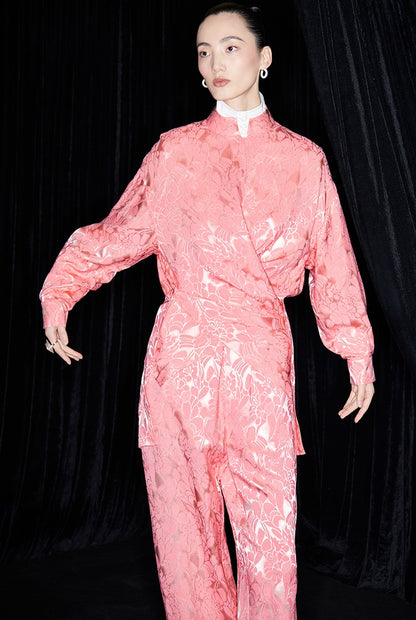 M essential Mackay designer fat jacquard wrapped around two stand-up collared shirts - LIGHT.