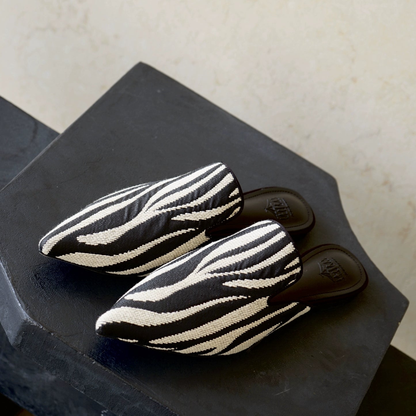 B-FEI female flat half slippers-LIVRE.