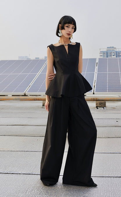 TINY IN Curved split wide-leg black trousers-SLUF