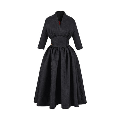 Le Palais Vintage Heavy Vintage Lace Dark Pattern False Waist Seal Bat-Sleeve Swing Dress-FAFA