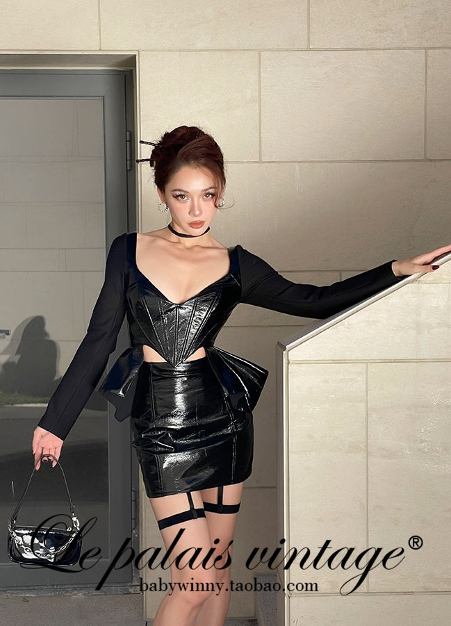 Le Palais  black patent leather fishbone slim top-JENNY