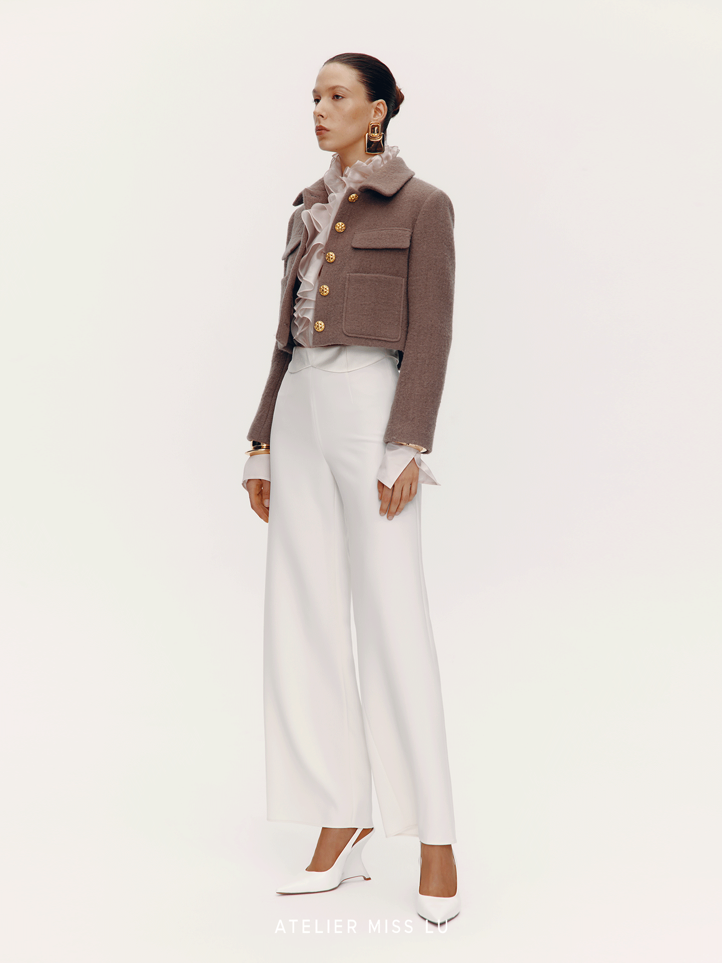 ATELIER MISS LU Flower Buckle Sheep Wool Shape Short Coat - LEAN.