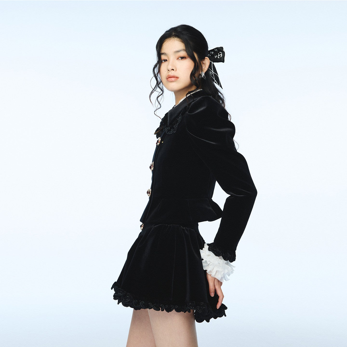 FAME waist slim court style velvet short jacket - ALICE