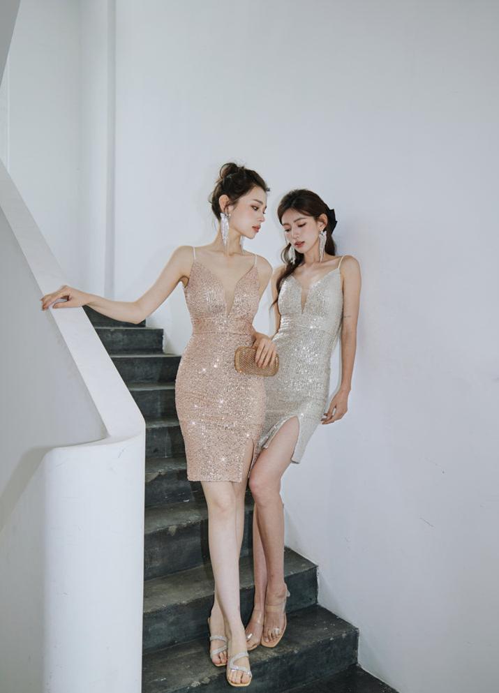 DOLLY Elegant Deep V-Neck Sleeveless Sequin Long Slim Fit Evening Dress-IVONNE