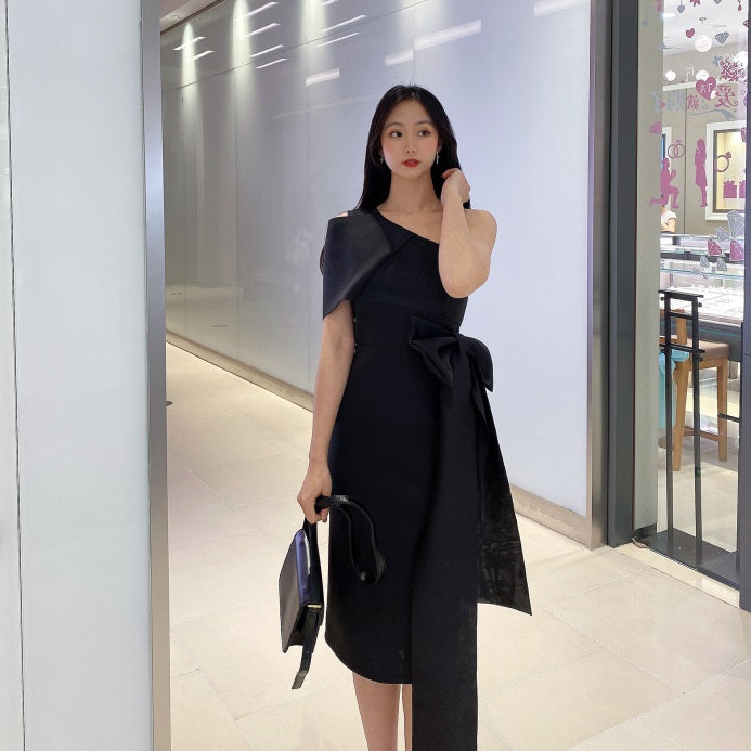 DOLLY Elegant French Style Slant Collar Sleeveless High Waist Midi Dress-QUINNE